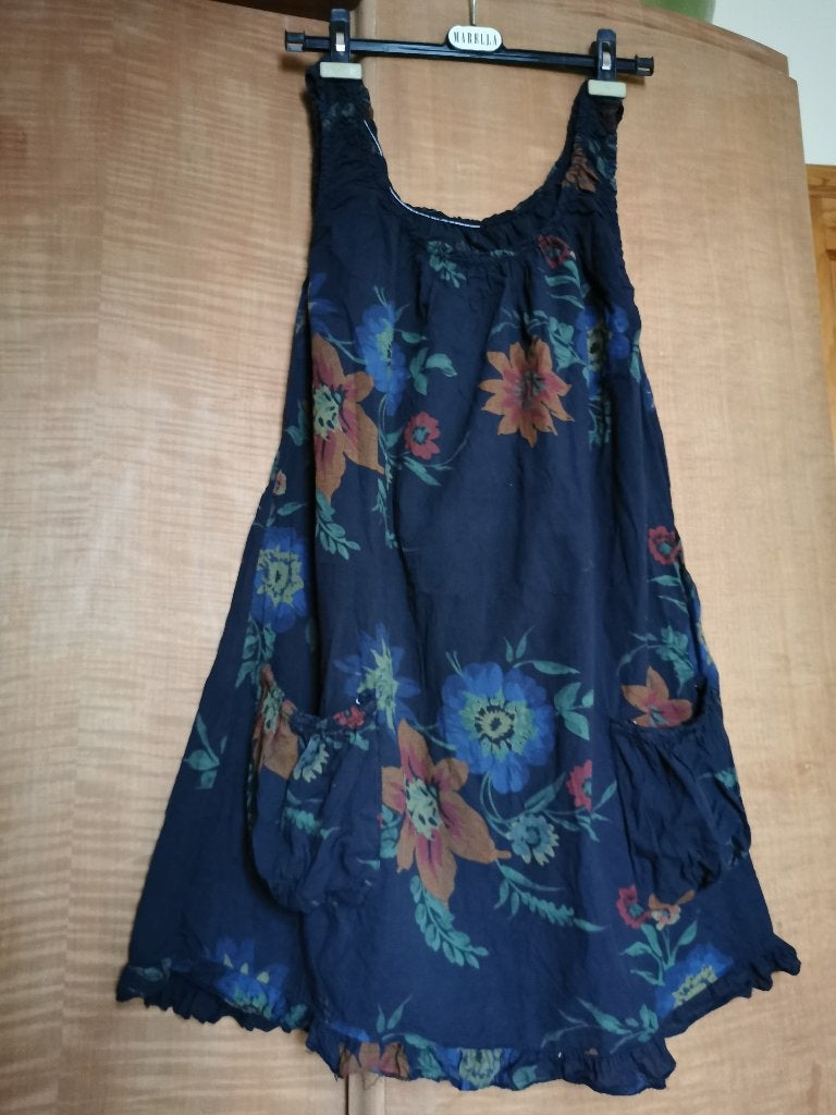 Strandjurk jurk in nachtblauw met bloemen, lichte stof., Ophalen of Verzenden, Zo goed als nieuw, Blauw