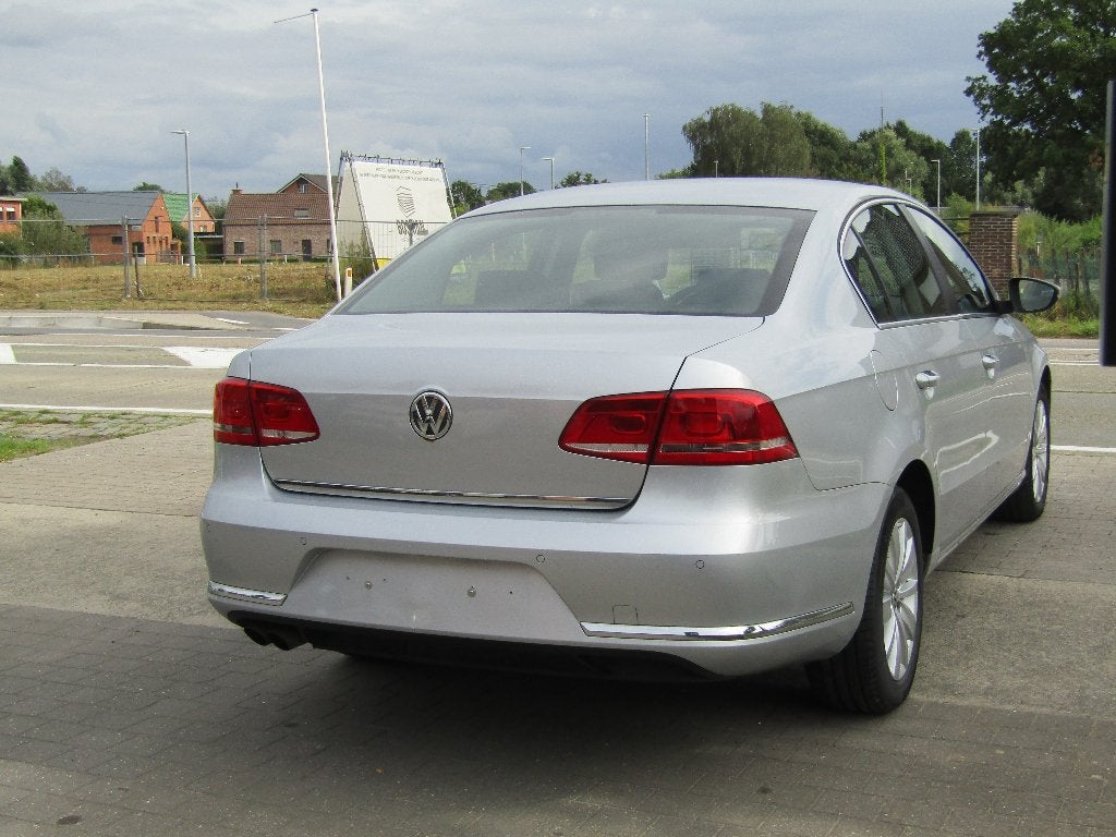 Vw Passat 2.0 TDI, Achat, Entreprise, https://public.car-pass.be/vhr/b87ee8ac-989d-4e0b-9463-f4b2a70fec09, Noir
