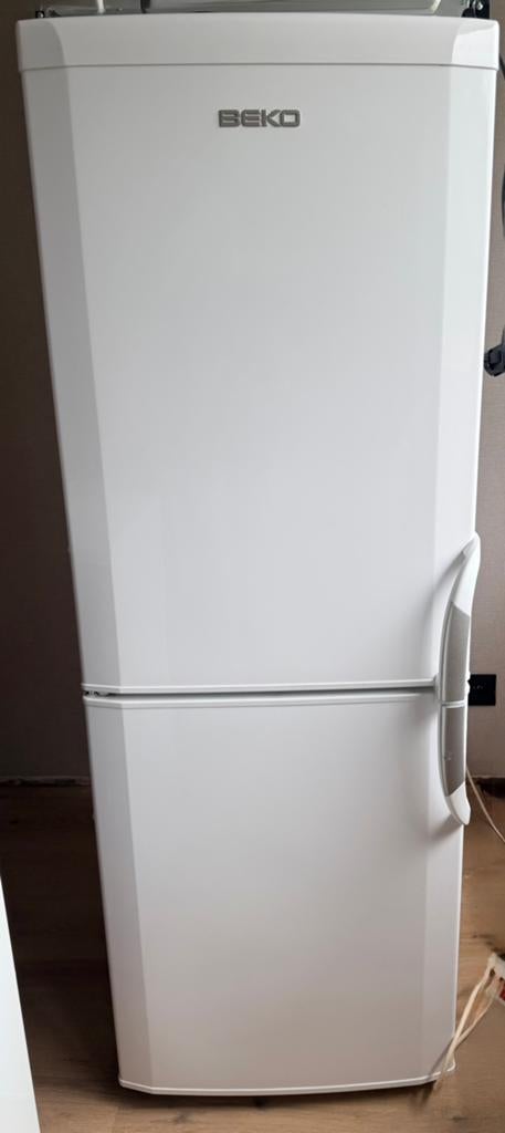 Beko koelkast met diepvries, Ophalen, Gebruikt, 200 liter of meer, Met aparte vriezer