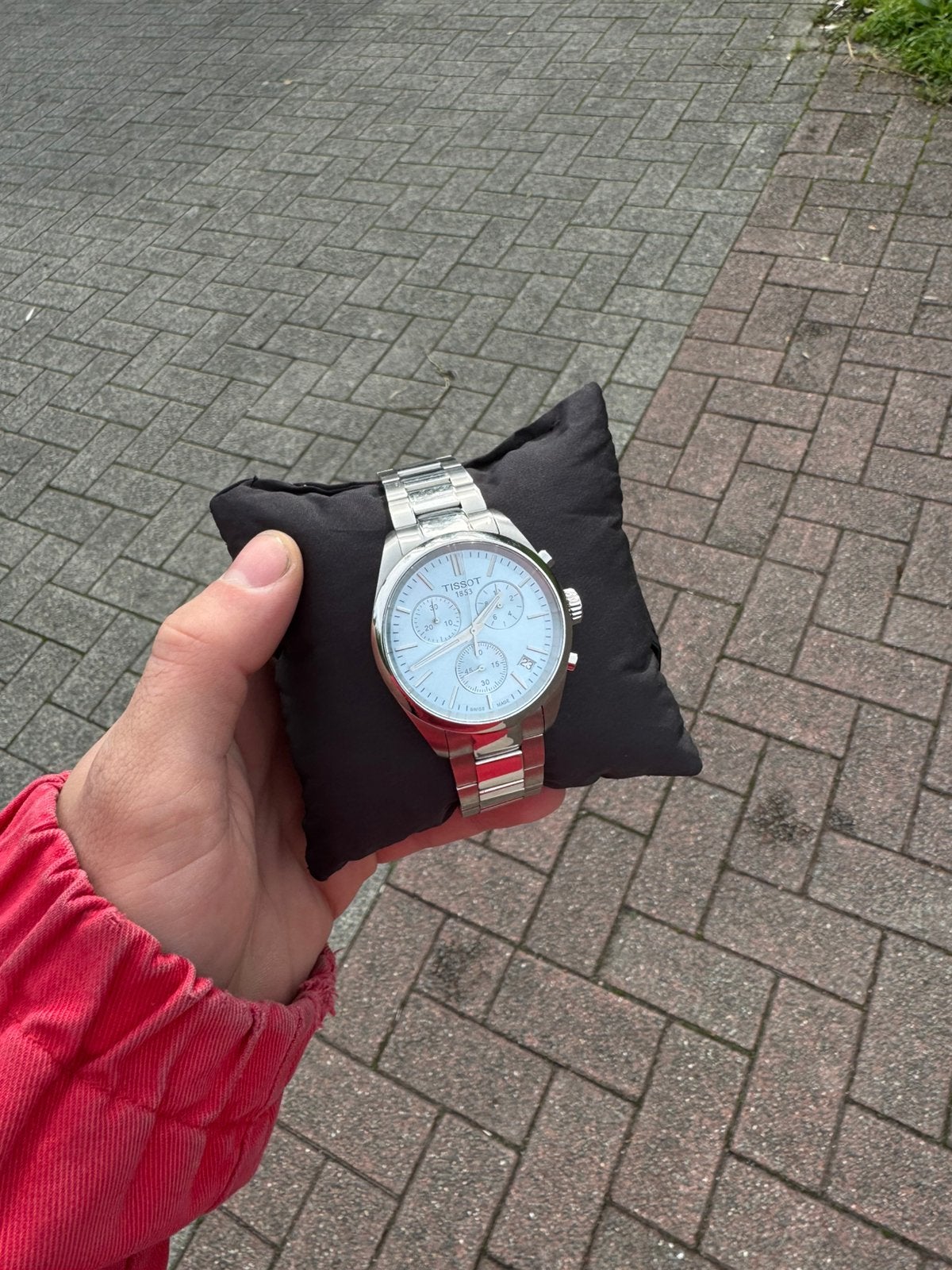 Chronographe Tissot PR 100, Bijoux, Sacs & Beauté, Montre-bracelet, Autres marques, Enlèvement ou Envoi, Acier