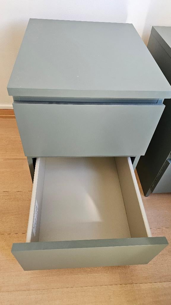 Lot de 2 tables de chevets IKEA MALM – Gris – Très bon état, Enlèvement, Comme neuf