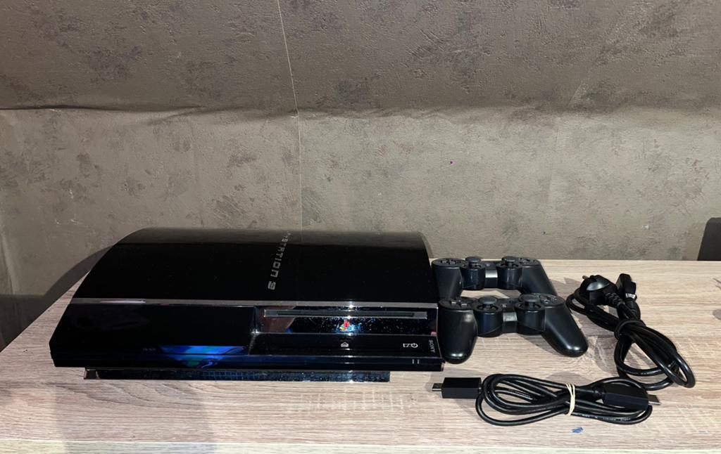 PlayStation 3 60Go Retro compatible + 2 manettes, Consoles de jeu & Jeux vidéo, Consoles de jeu | Sony PlayStation 3, Enlèvement ou Envoi