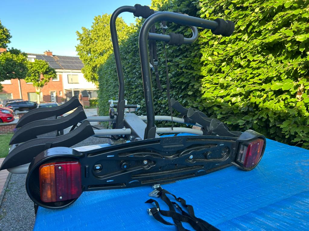 Porte-vélos, Support d'attelage, 3 vélos ou plus, Pneus larges, Comme neuf