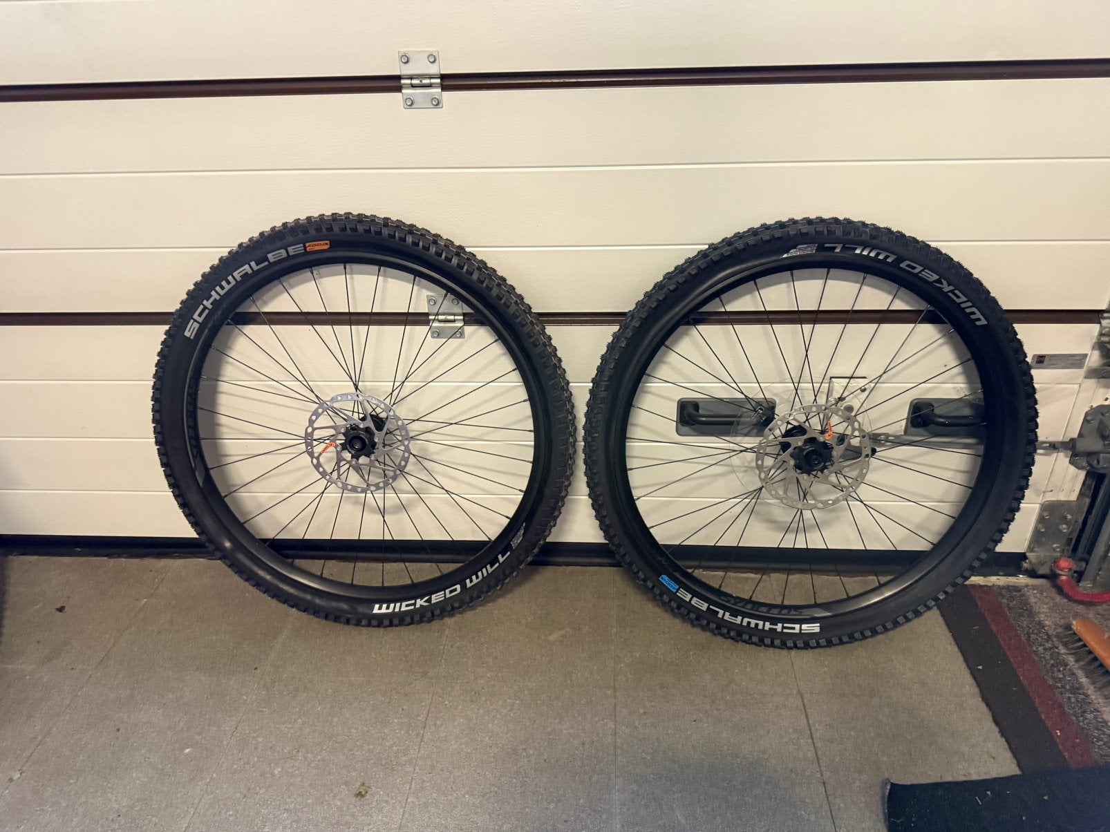 Syncros MTB wielen met remschijven en banden, Nieuw, Aluminium, Mountainbike, Ophalen