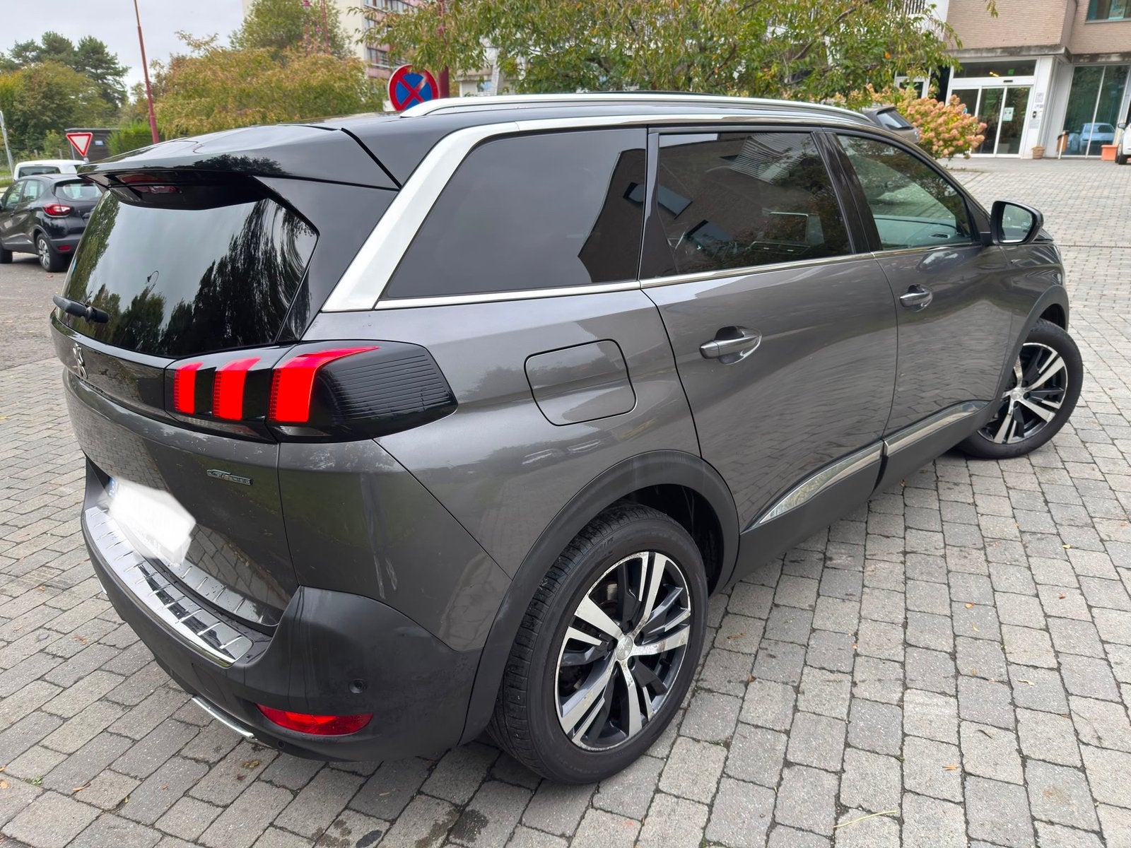 Peugeot 5008 1.6 Blue-HDi GT Line 7 places full, Auto's, Automaat, Monovolume, Leder, Bedrijf