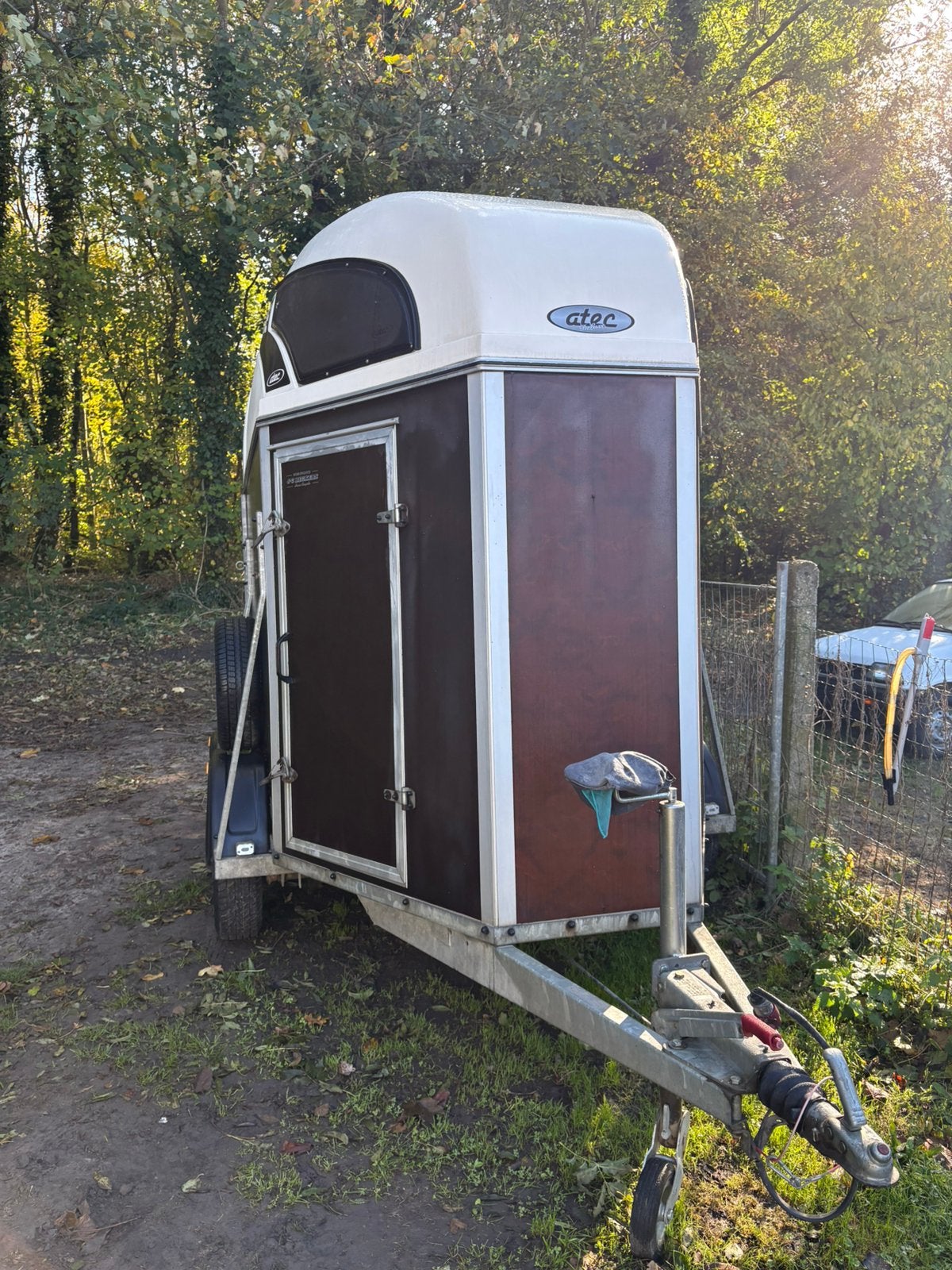Remords pour deux chevaux, Animaux & Accessoires, Enlèvement, Comme neuf