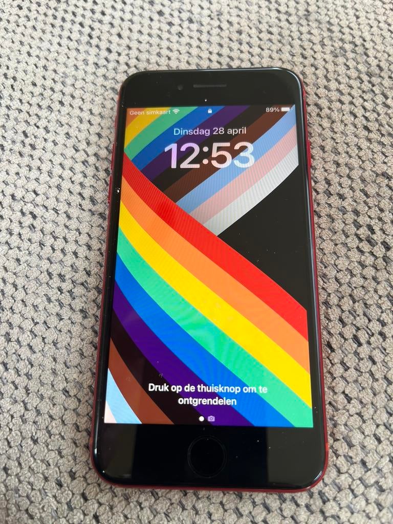 iPhone 8 rood 64 gb - quasi nieuwstaat, Telecommunicatie, Mobiele telefoons | Apple iPhone, Ophalen of Verzenden, Zo goed als nieuw