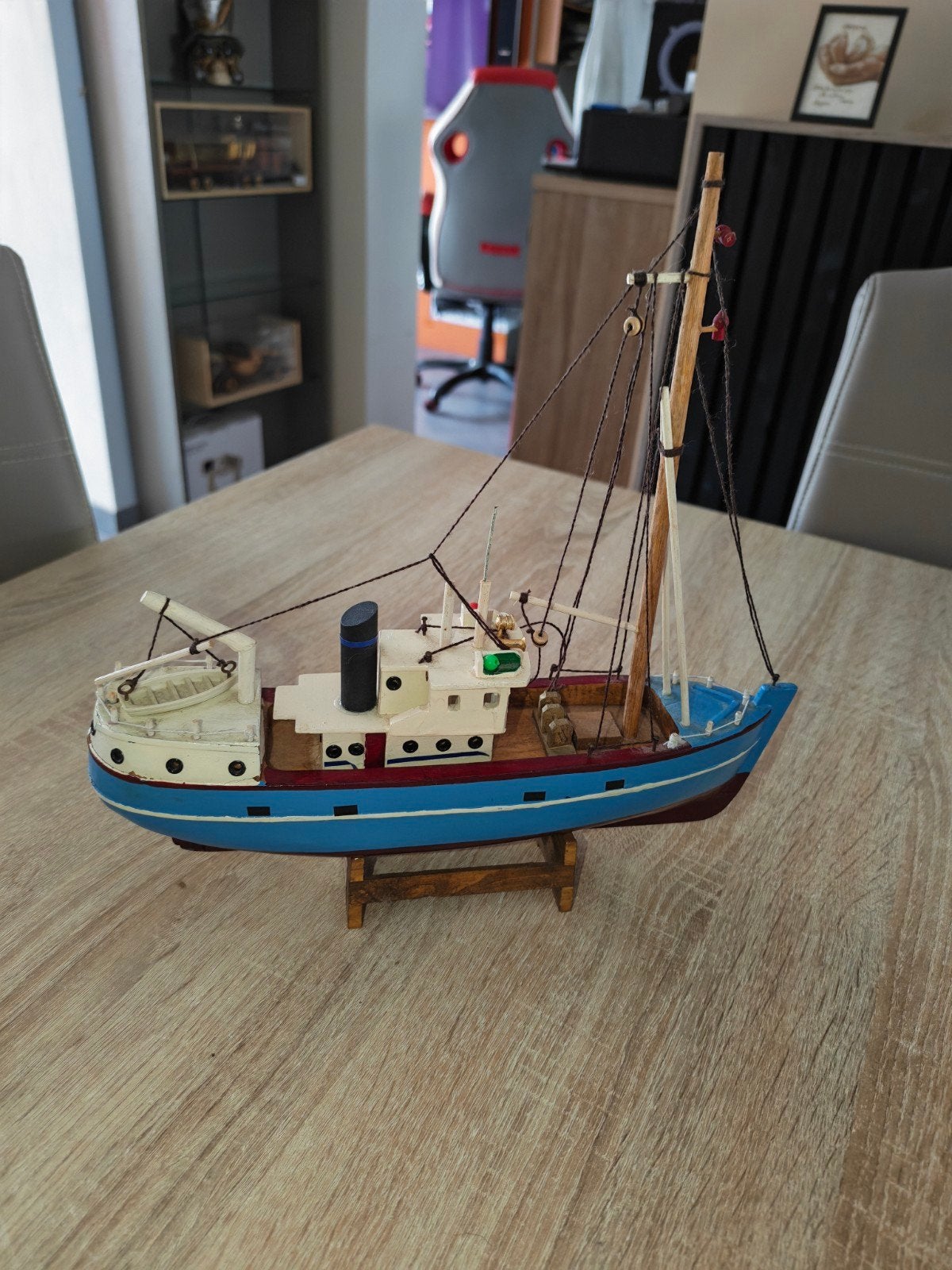 Bateau en bois 28cm de longueur et 29cm de hauteur, Enlèvement