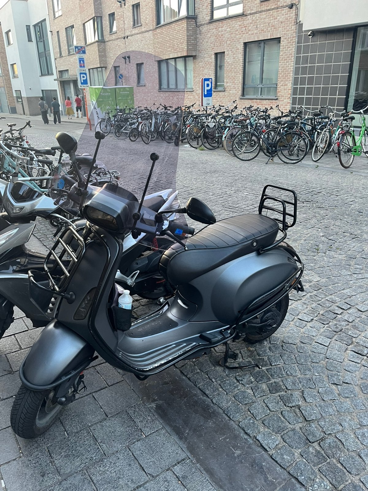 Vespa sprint full option 2015, Ophalen, Zo goed als nieuw, Vespa