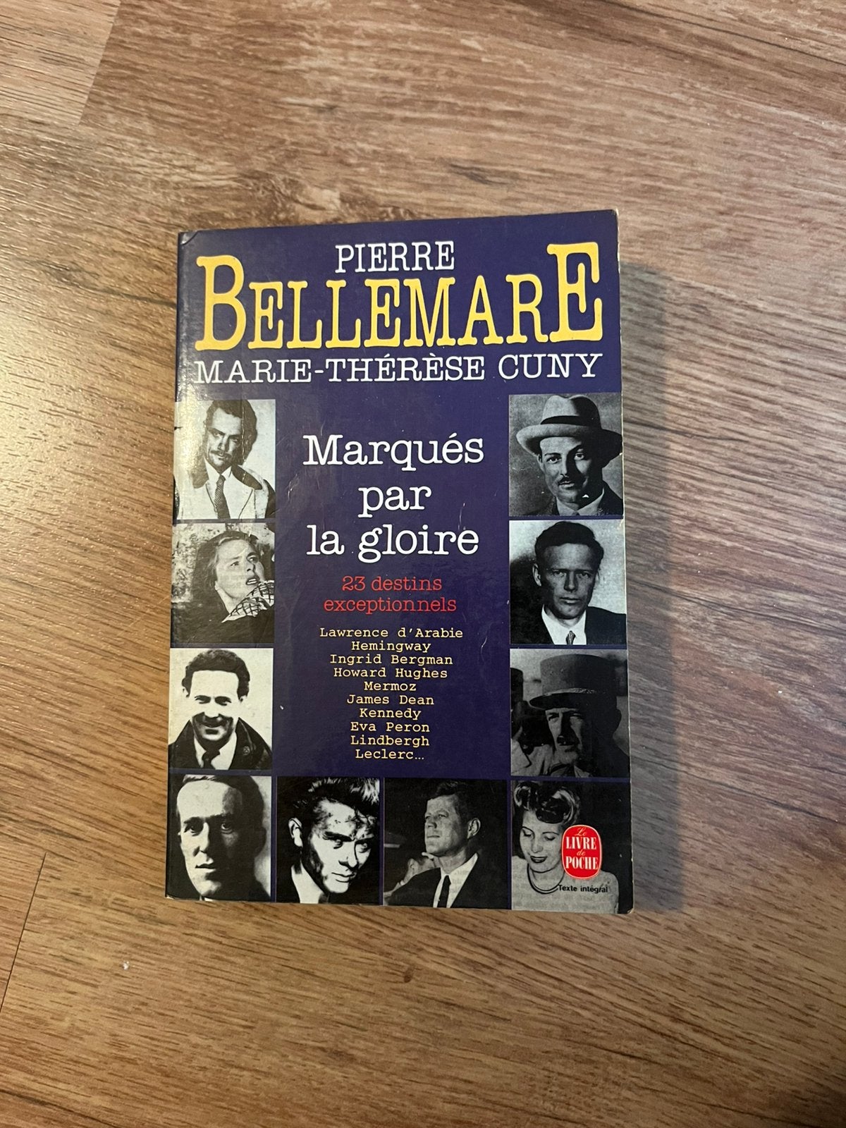 P. Bellemare - marqués par la gloire, Ophalen, Zo goed als nieuw