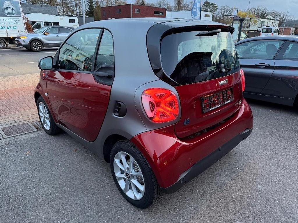 Smart Fortwo electric drive / EQ MET GARANTIE (bj 2021), Automaat, Achterwielaandrijving, Gebruikt, https://public.car-pass.be/vhr/a5f04a26-0ece-4197-8d98-f849e2de2fe3