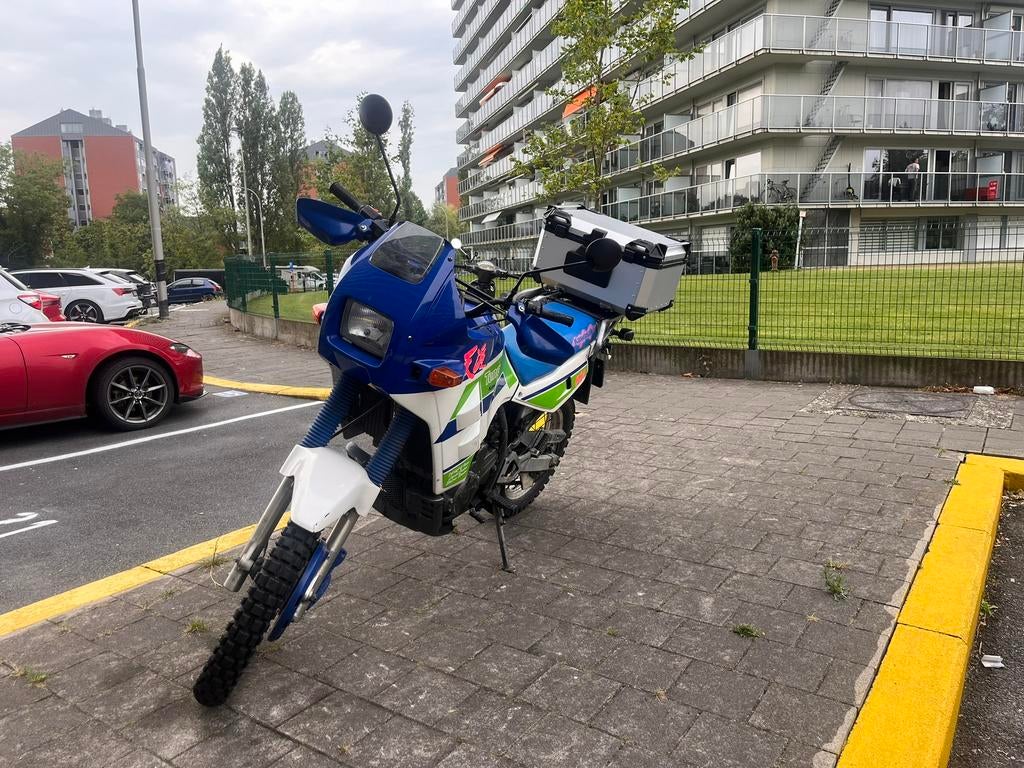 Suzuki KLR650 tengai, Ophalen, Gebruikt