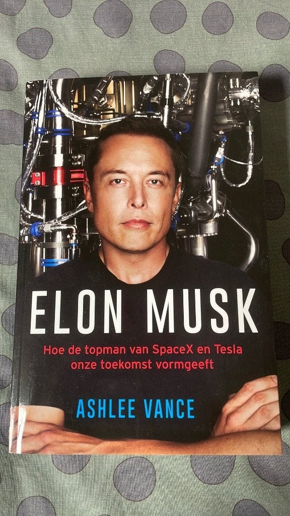 Boek - Biografie Elon Musk, Boeken, Ophalen of Verzenden, Gelezen, Overige