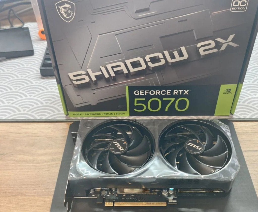 MSI RTX 5070 shadow 2X OC, Informatique & Logiciels, Enlèvement ou Envoi, Comme neuf, Autres types, Nvidia