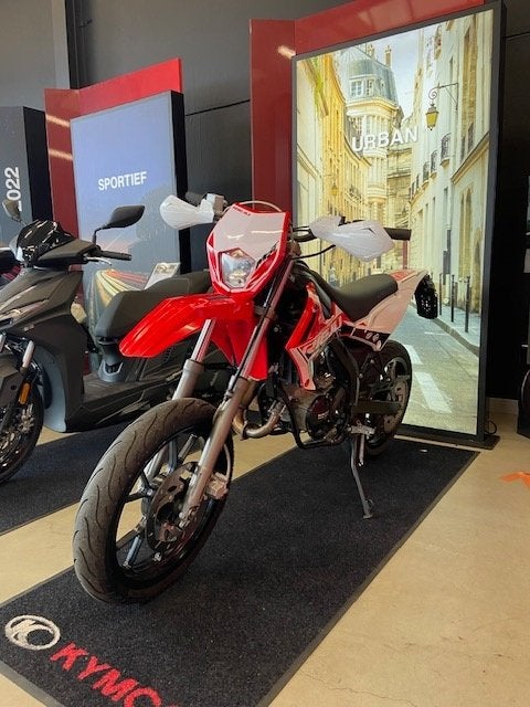 Rieju schakelbrommer MRT 50cc, Ophalen, Zo goed als nieuw, Overige typen, Rieju
