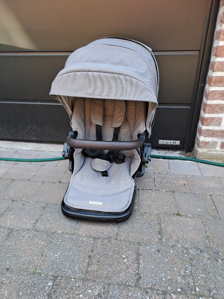 Inzet mutsy (+voetenzak), Kinderen en Baby's, Kinderwagens en Combinaties, Zo goed als nieuw, Kinderwagen, Mutsy, Ophalen