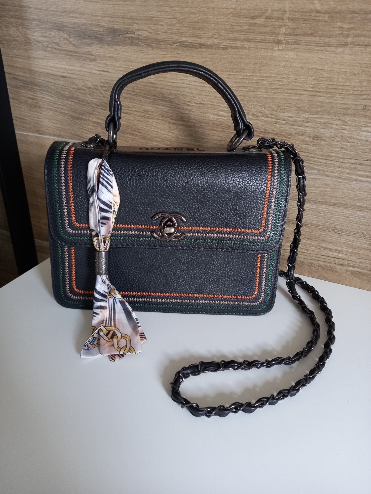 Chanel Classic flap bag medium - zwart, Ophalen of Verzenden, Zo goed als nieuw, Zwart, Handtas