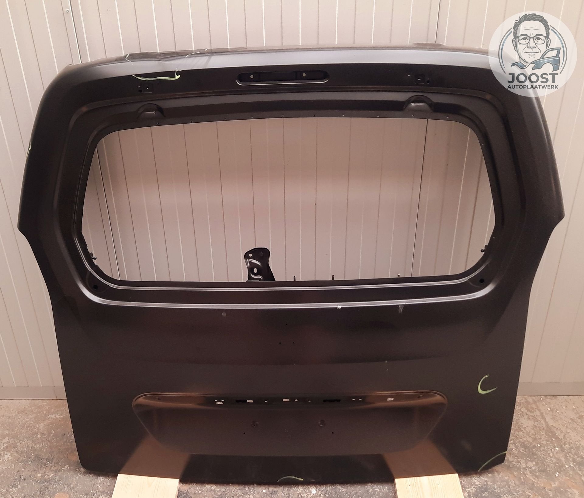 Achterklep nieuw org. Citroen Berlingo 2008-2017 9811028780, -Citroen SA Stellantis, -info@citroen.com, Herkomst onderdeel bekend