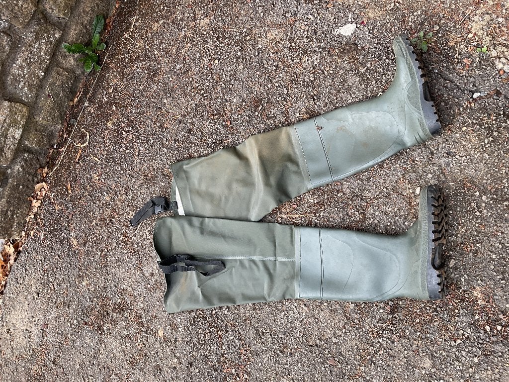 Botte cuissarde de pêche ca, Enlèvement, Utilisé