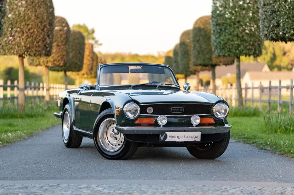 Triumph TR6 - 1973, Auto's, Achterwielaandrijving, Zwart, Cabriolet, Leder