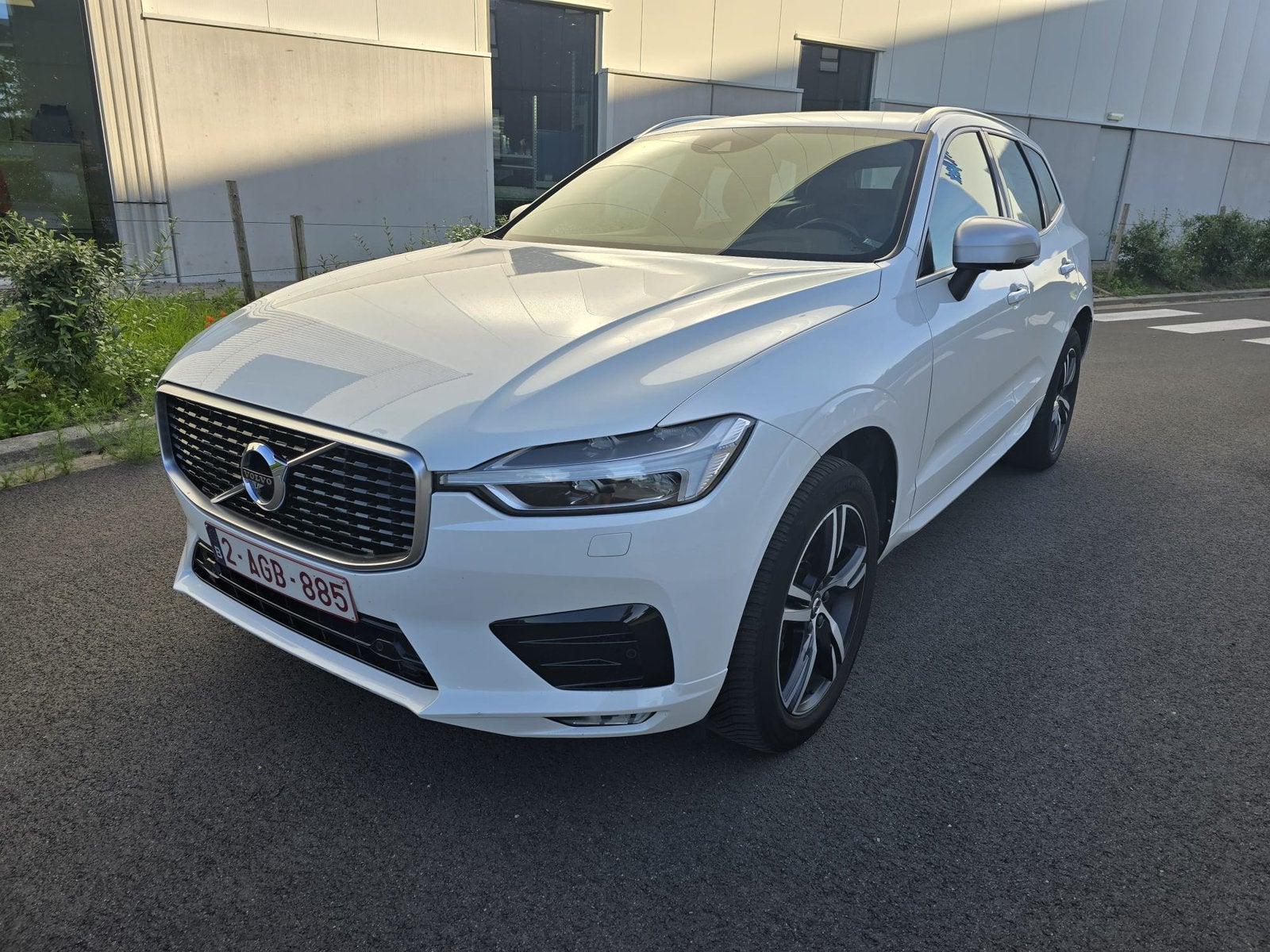 Volvo XC60 2.0D R design 190PK 2019 Harmann 360cam, Auto's, Automaat, Euro 6, Bedrijf, 5 deurs