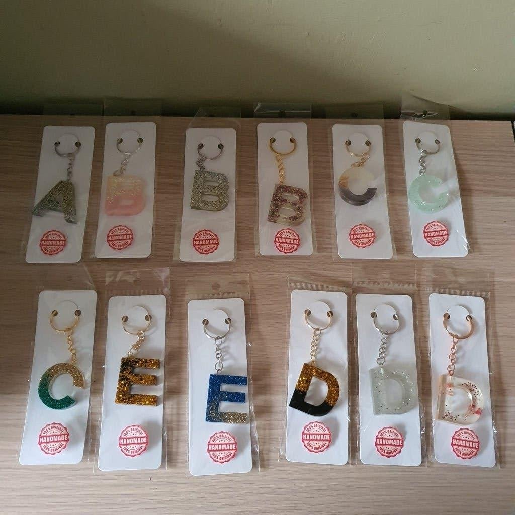 Nieuwe zelfgemaakte sleutelhangers en bladwijzers van epoxy, Verzamelen, Ophalen of Verzenden, Nieuw