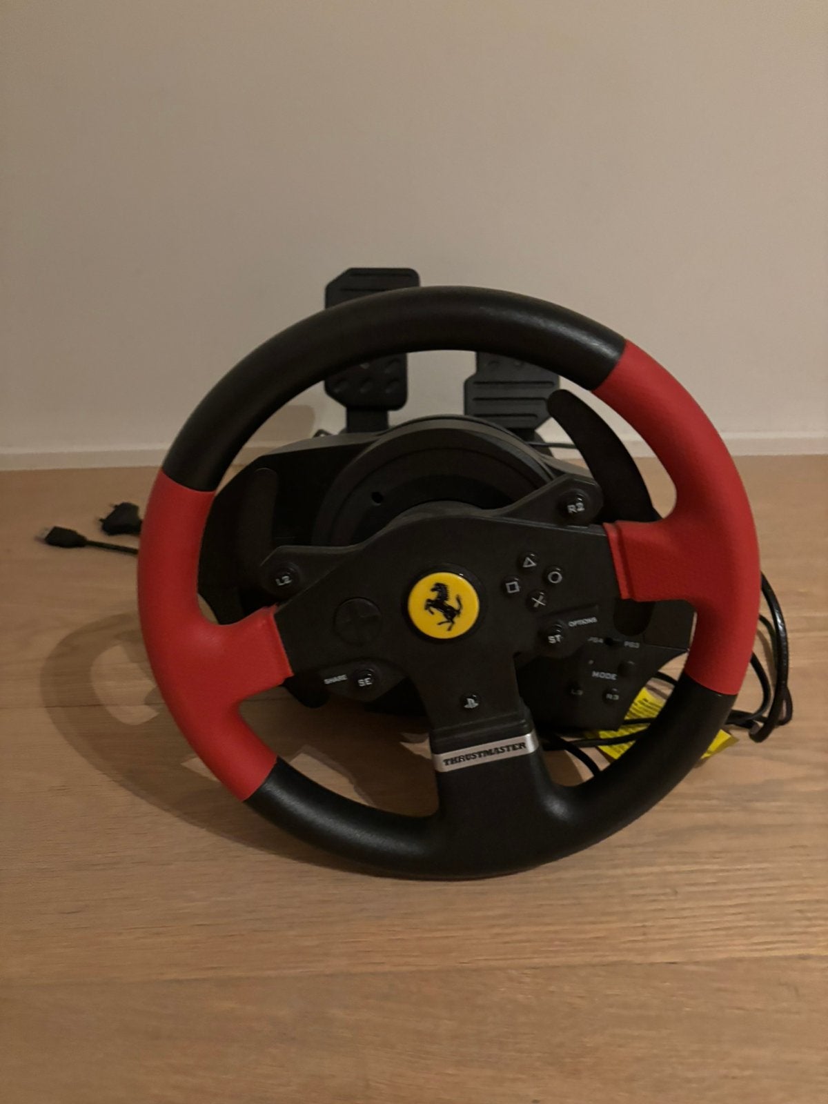 Volant et pédales Trustmaster T70 en parfait état, Consoles de jeu & Jeux vidéo, Enlèvement, Comme neuf