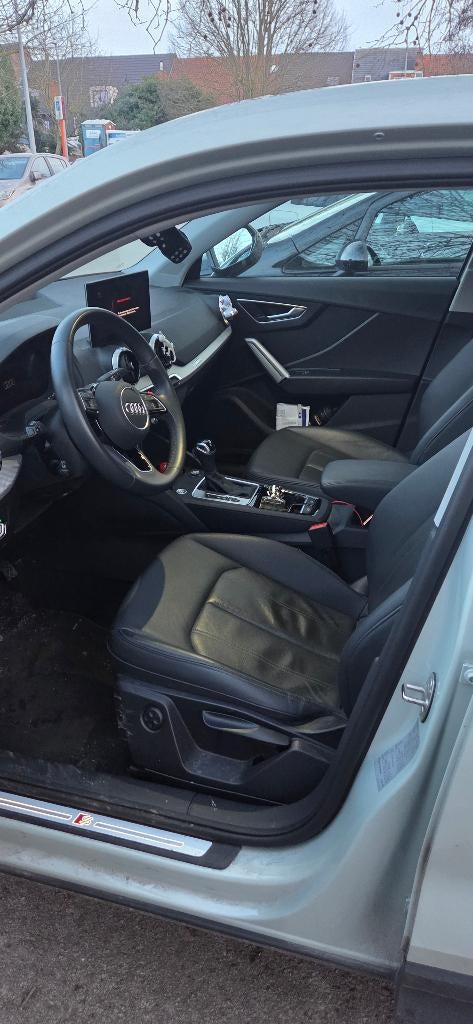 Audi q2 sline, Auto's, 4 cilinders, Leder, 5 zetels, Particulier