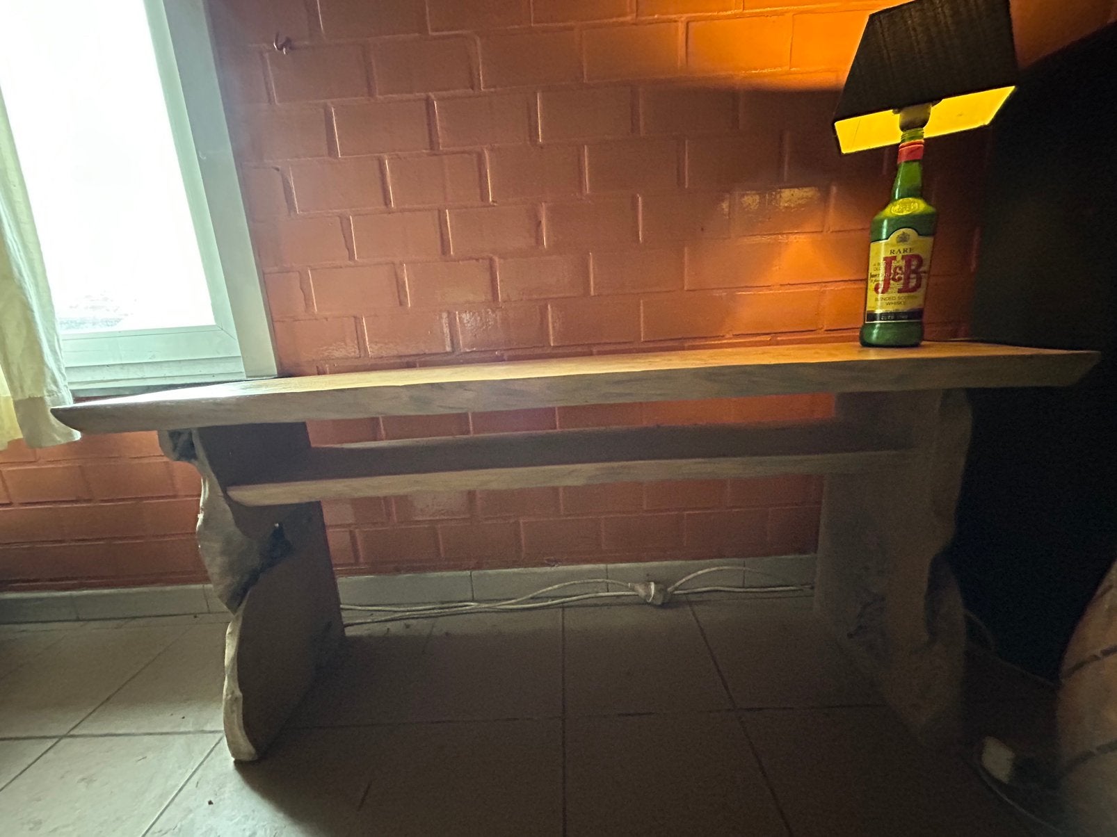 Unieke massief houten eettafel en sidetable, Huis en Inrichting, Ophalen, Zo goed als nieuw