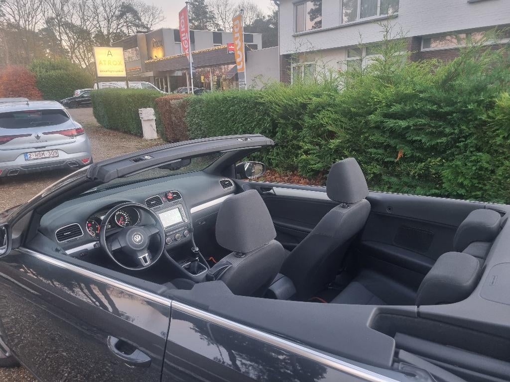 Vw Golf Cabrio 1.6crtdi, Voorwielaandrijving, Euro 5, Stof, Zwart