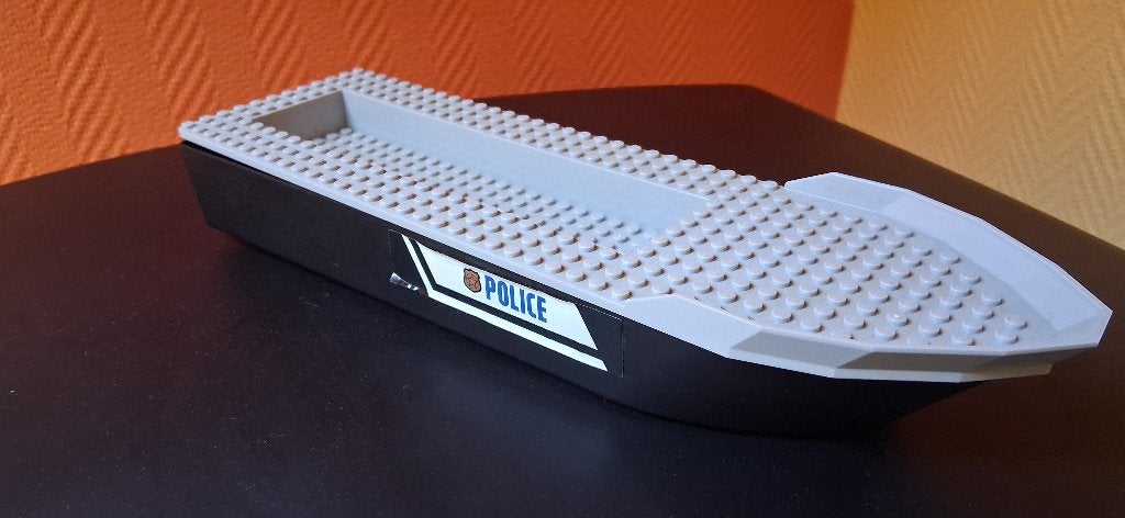 Coque de bateau lego, Enfants & Bébés, Jouets | Duplo & Lego, City, Lego, Enlèvement, Utilisé