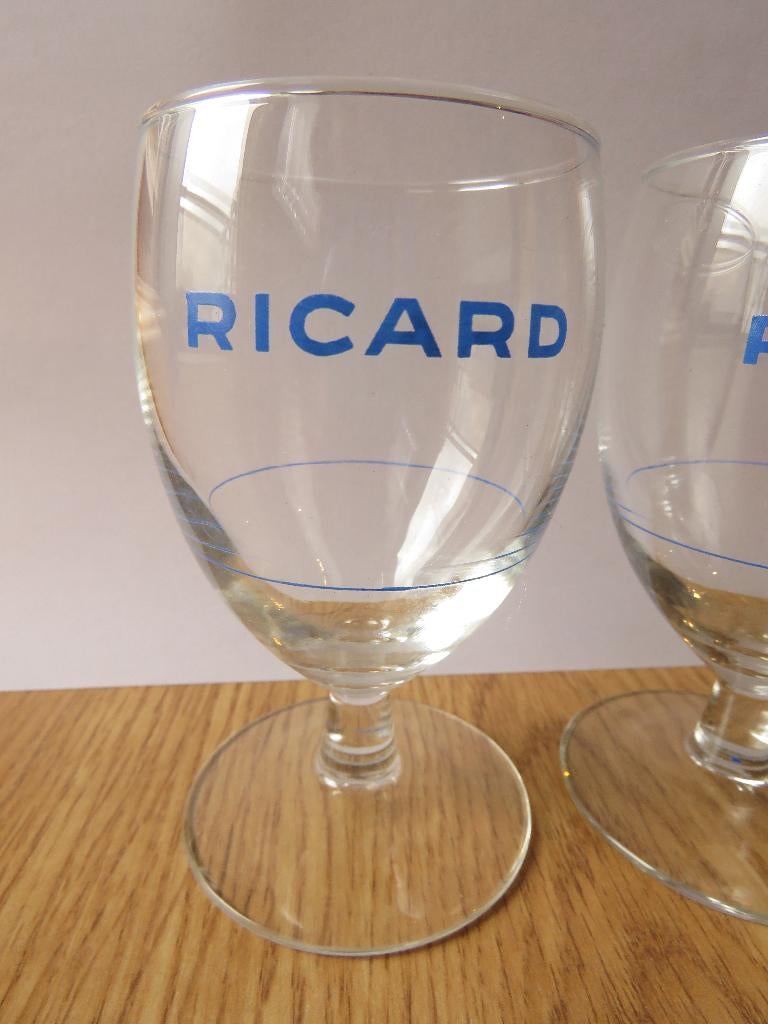 Ricard 2 verres ballon lettrage bleu avec doseur, Enlèvement ou Envoi, Comme neuf, Autres types