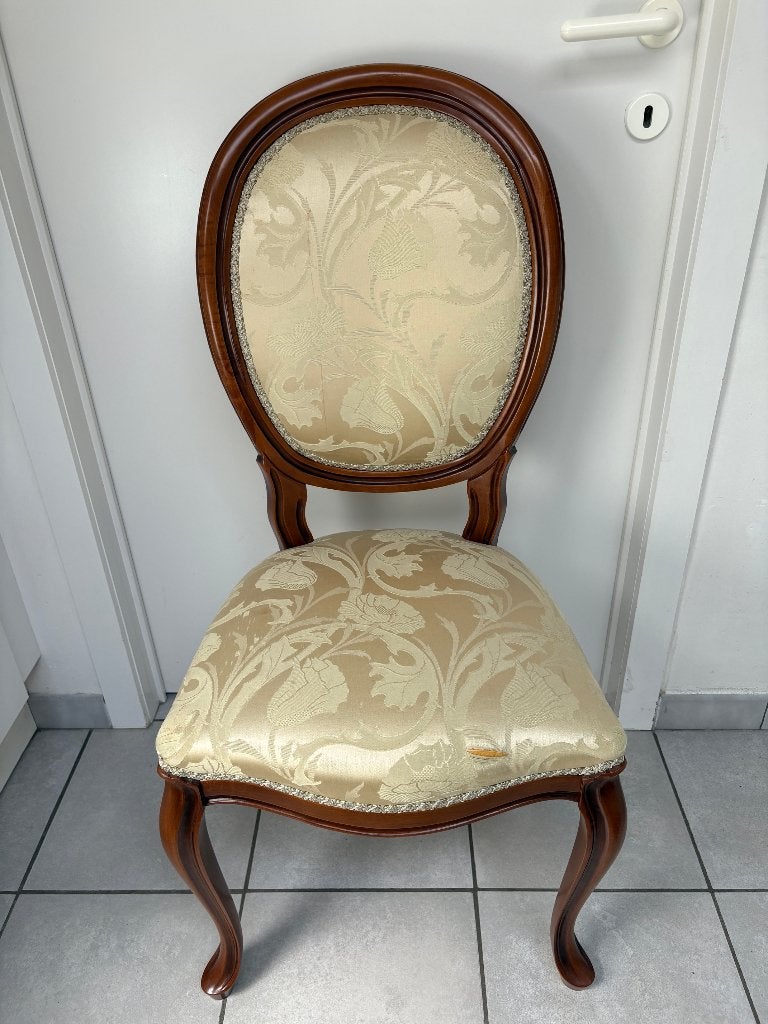 GRATIS decoratieve stoelen af te halen, Ophalen
