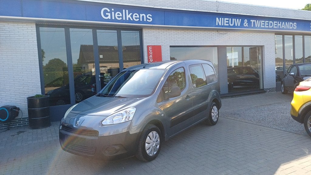 Peugeot Partner 1.6HDI 90PK LICHTE VRACHT., Voorwielaandrijving, Euro 5, Stof, Gebruikt