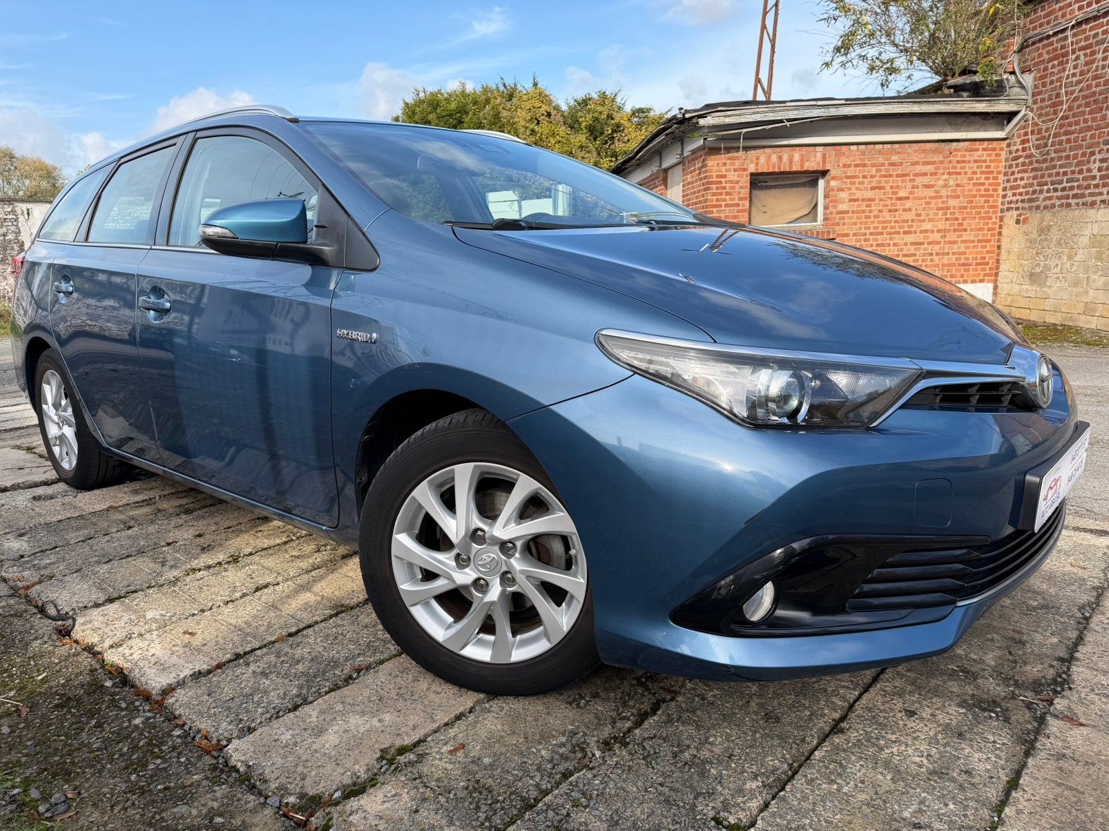 Toyota Auris hybrid50th Anniversaire 06/2018 1.8ie 80.000km, Autos, Achat, Euro 6, Entreprise, Entretenue par le concessionnaire