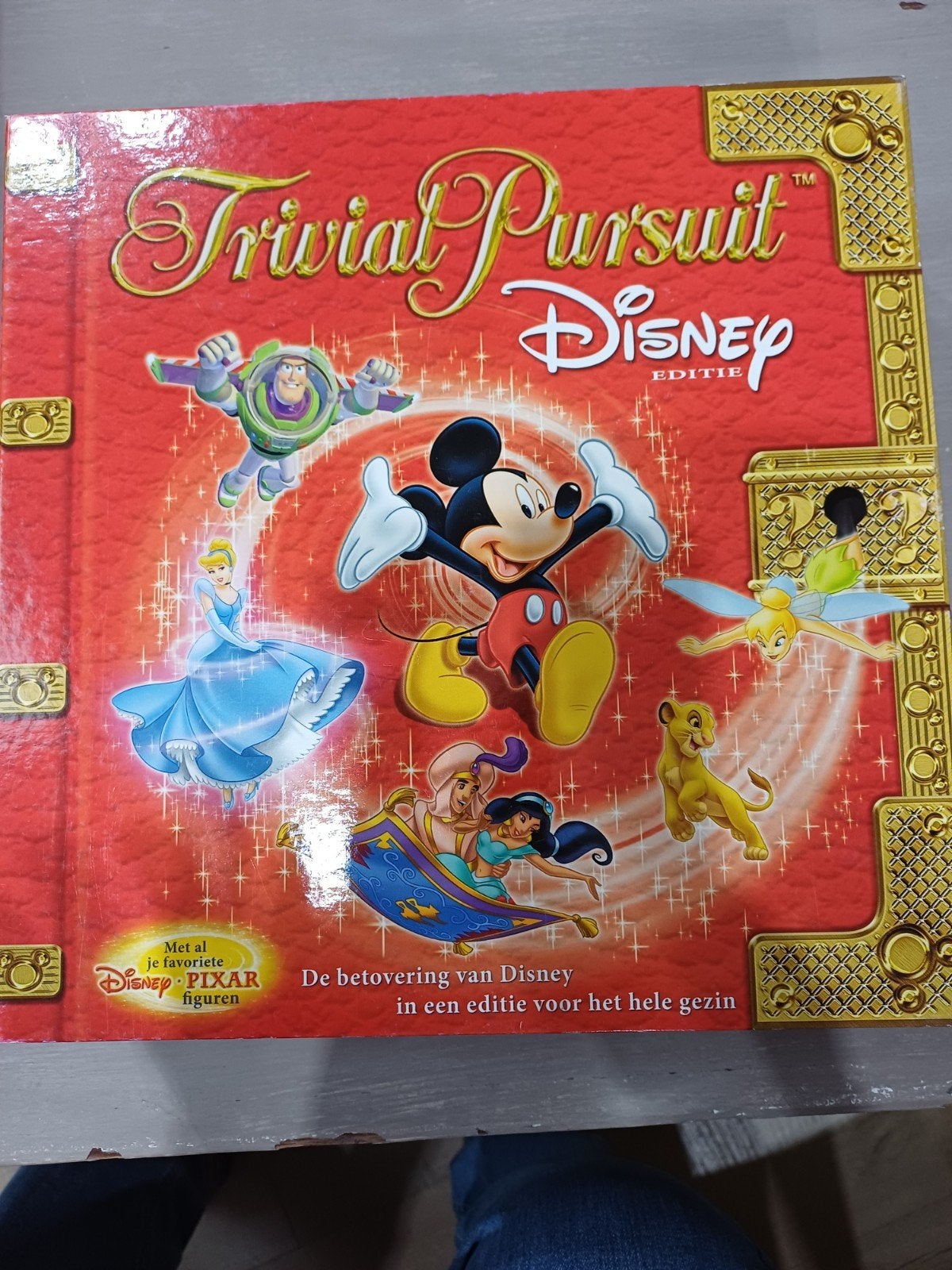 Triviale Pursuit Disney editie, Trois ou quatre joueurs, Enlèvement, Comme neuf, Parker