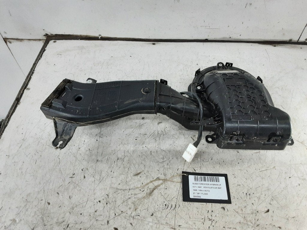 DIVERSEN DIVERS Subaru Forester (SK) (01-2013/-) (T1033135E), Subaru, Gebruikt, Mevr. I. Hauben, Rue de l'Espoir 34 34
4030  GRIVEGNÉE, BE