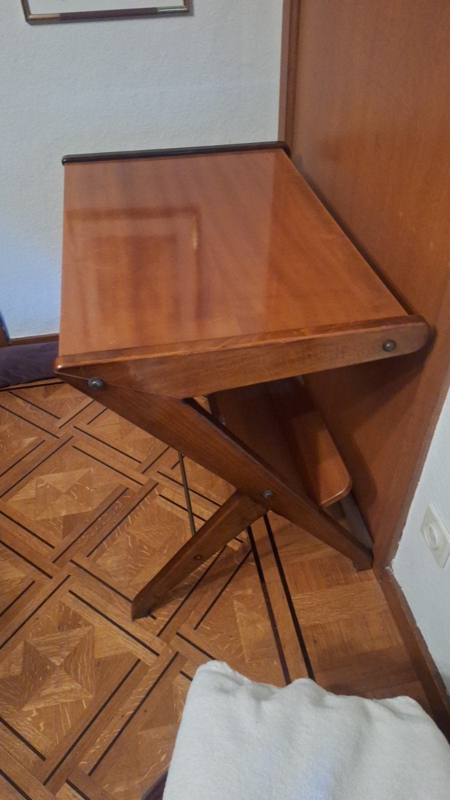 Vintage teak lectuurrek, Antiek en Kunst, Ophalen