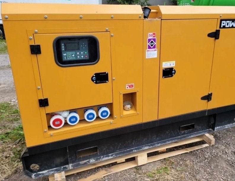Groupe électrogène Delta Power 90, Neuf, Démarrage électrique, Enlèvement, Huile diesel