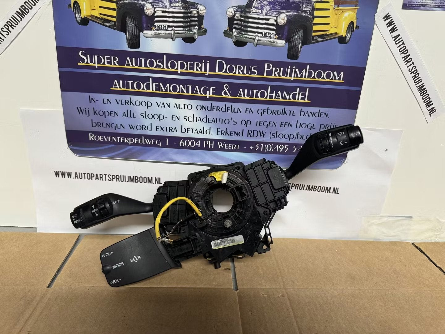 Ford c-Max combischakelaar dm2 4m5t-14a664-ab, Info@ford.com, Ford Motor Company, American Road 1
48126  Dearborn, Ford