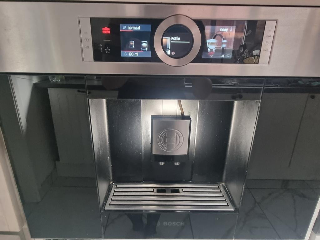 Bosch Inbouw volautomatische Koffiemachine, Elektronische apparatuur, Ophalen, Espresso apparaat, Koffiebonen
