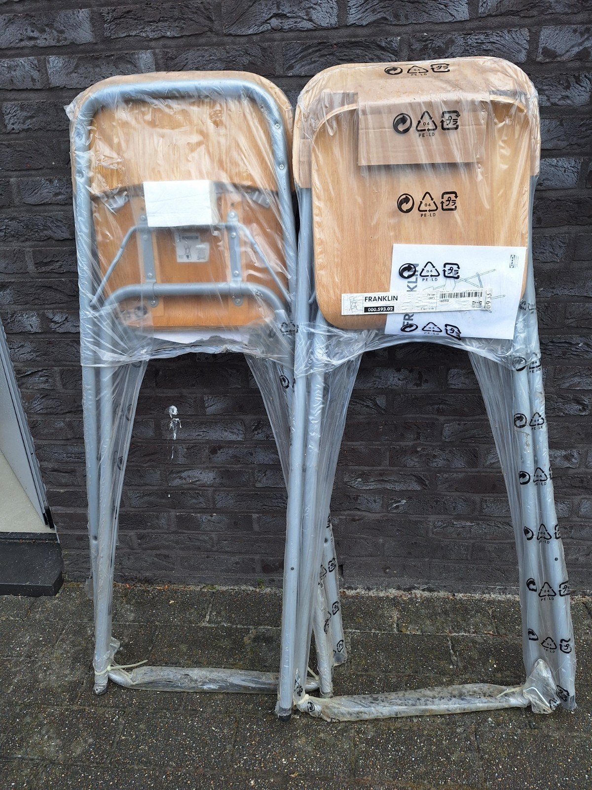 2 Ikea barstoelen 'Franklin' in verpakking, Ophalen, Met voetsteun, 60 tot 90 cm, Nieuw