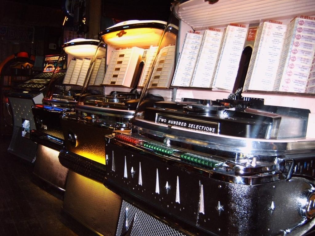 musée du juke-box le dimanche après-midi, offres diverses, Collections, Machines | Jukebox, Enlèvement ou Envoi, Comme neuf, 1950 à 1960