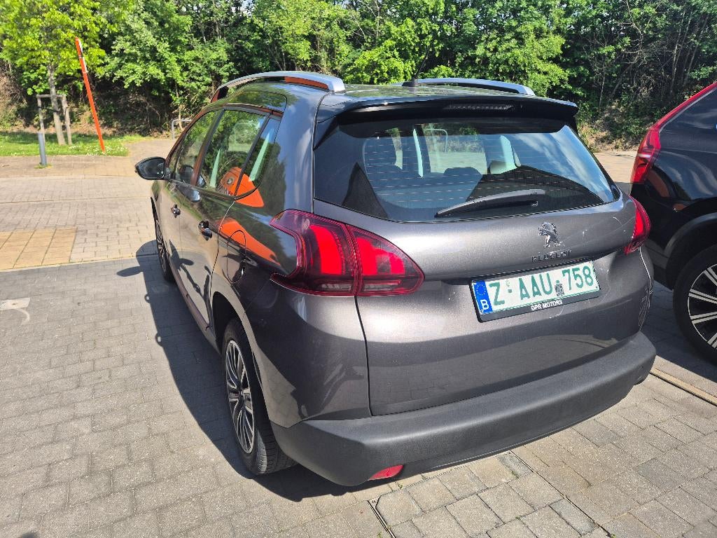 Peugeot 2008 1.2benzine 2019 AC Navi Cruise Control GARANTIE, Voorwielaandrijving, 1199 cc, 5 deurs, 3 cilinders