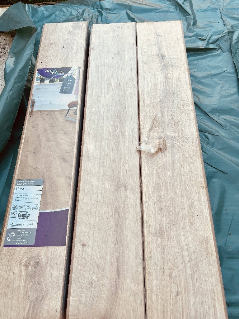 Laminaat naturel eiken, 8mm - 14 pakken /  27,8 m², Ophalen, Bruin, Nieuw, 25 tot 50 m²