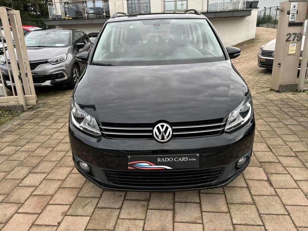 Volkswagen Touran à essence automatique à partir de 2014, Euro 5, Achat, Entreprise, 5 portes