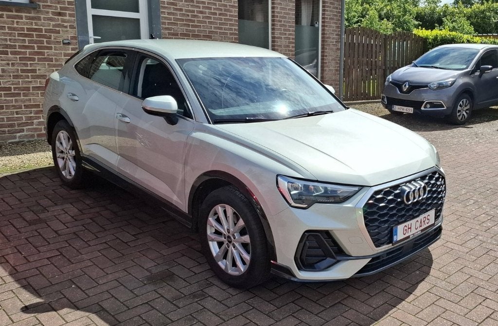 2022 Audi Q3 Sportback Cuir Sièges chauff Caméra Hayon elec, Cuir, Argent ou Gris, Achat, Détection des panneaux routiers