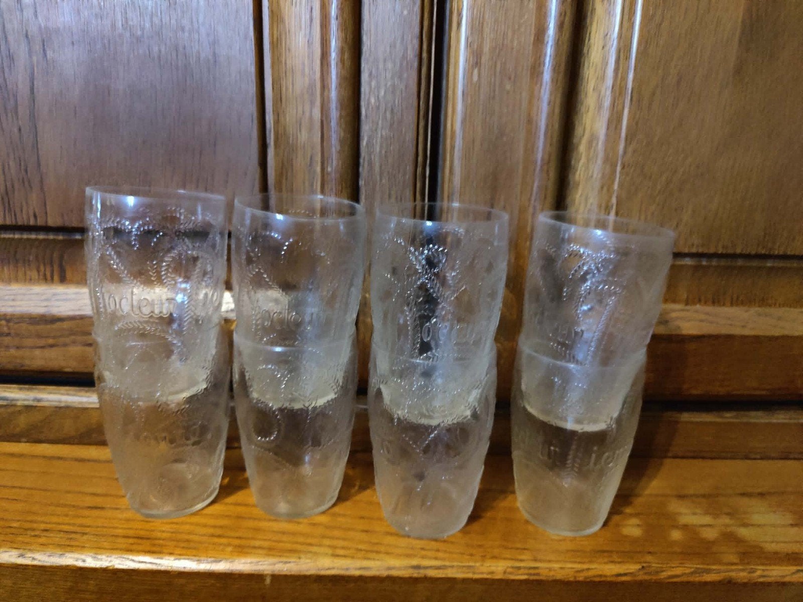 Rare lot de 8 verres / gobelets René Lalique "Docteur Pierre, Enlèvement