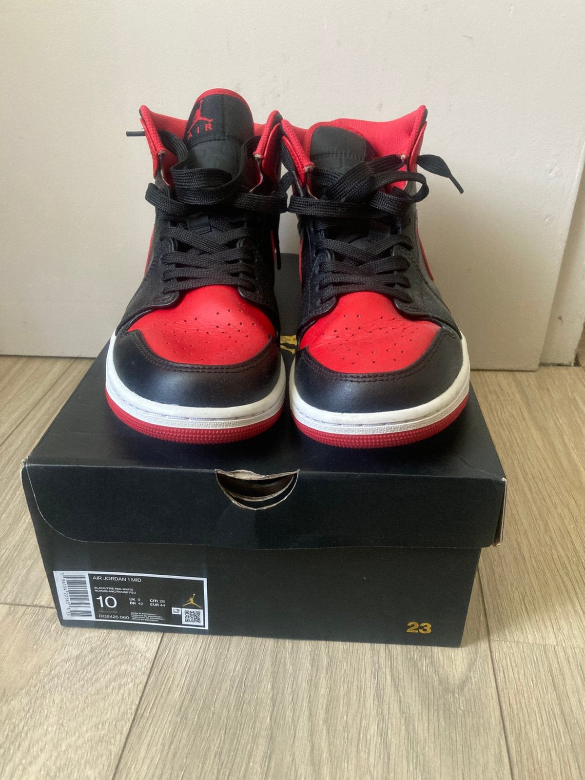 Nike Air Jordan 1 Mid maat 44, Ophalen, Zo goed als nieuw