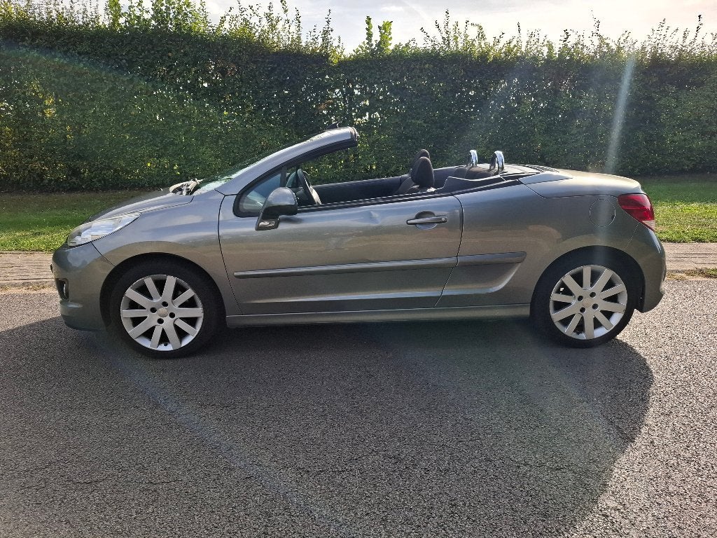 Peugeot 207CC Cabrio 1.6i 120 Ch Essence 2013, Autos, Ordinateur de bord, Cabriolet, Boîte manuelle, Noir